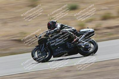 media/Apr-20-2025-AHRMA (Sun) [[393a79c373]]/Race/Group 10/Turn 4b/